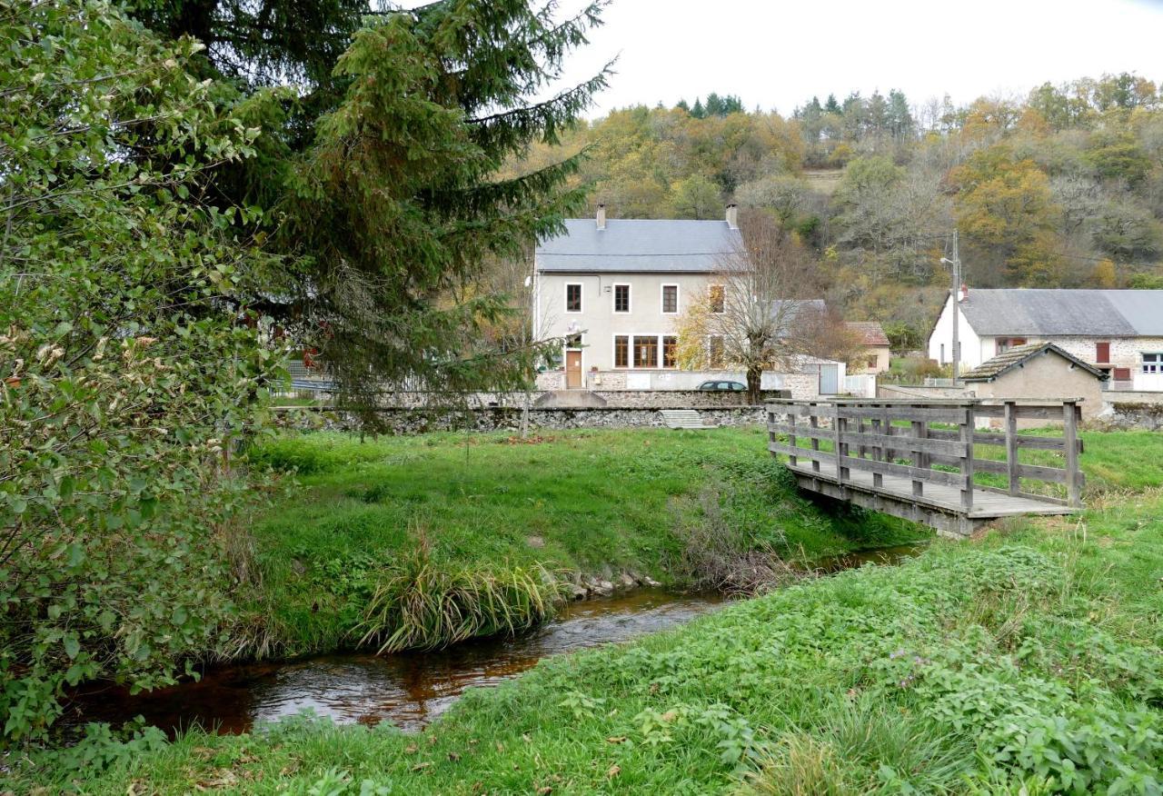 Roulotte Maisonthiers Blanot  Экстерьер фото
